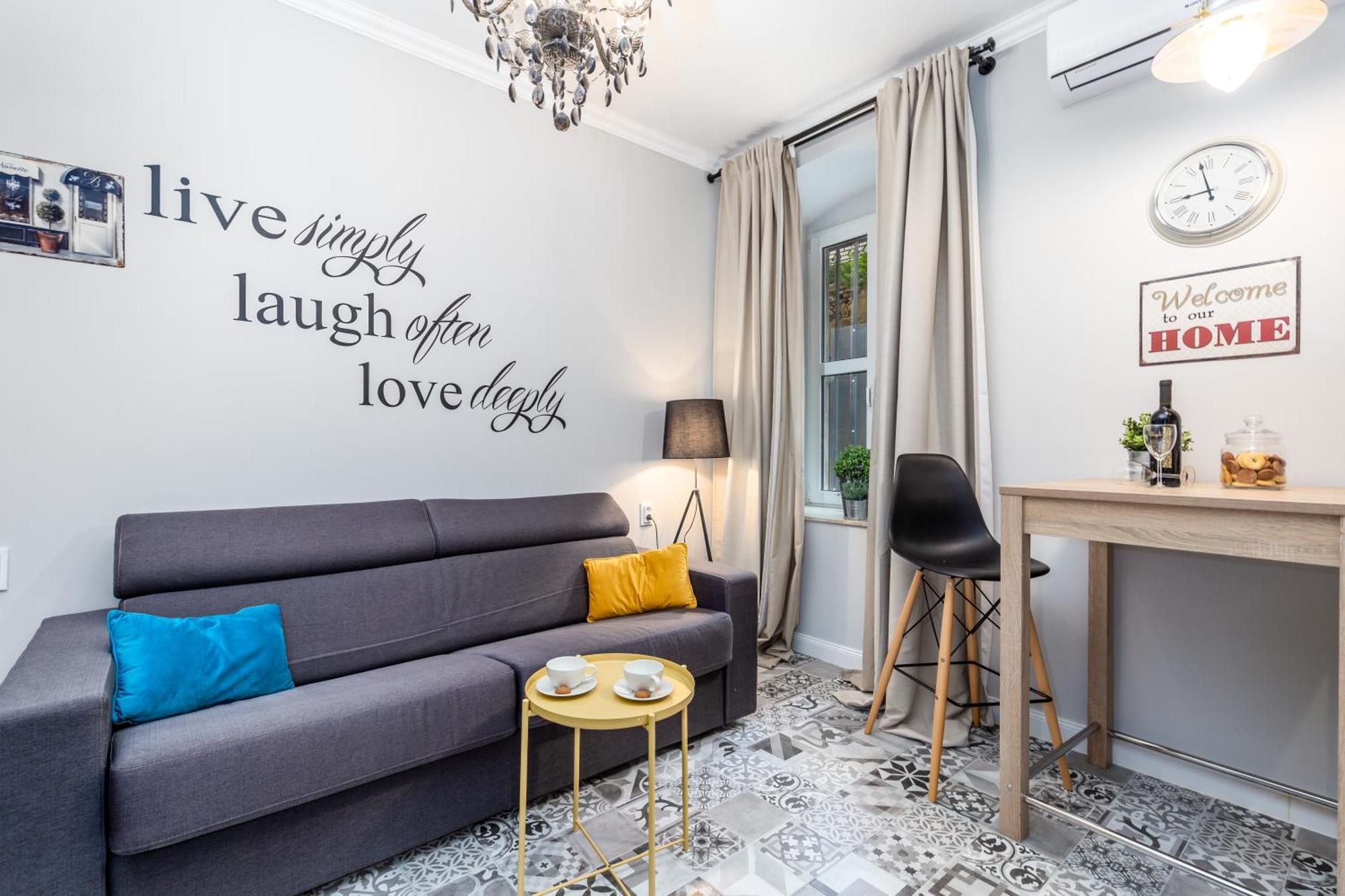 Karolina Apartment